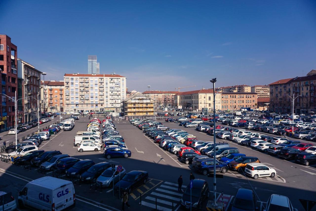 Metro Apartment Турин Экстерьер фото