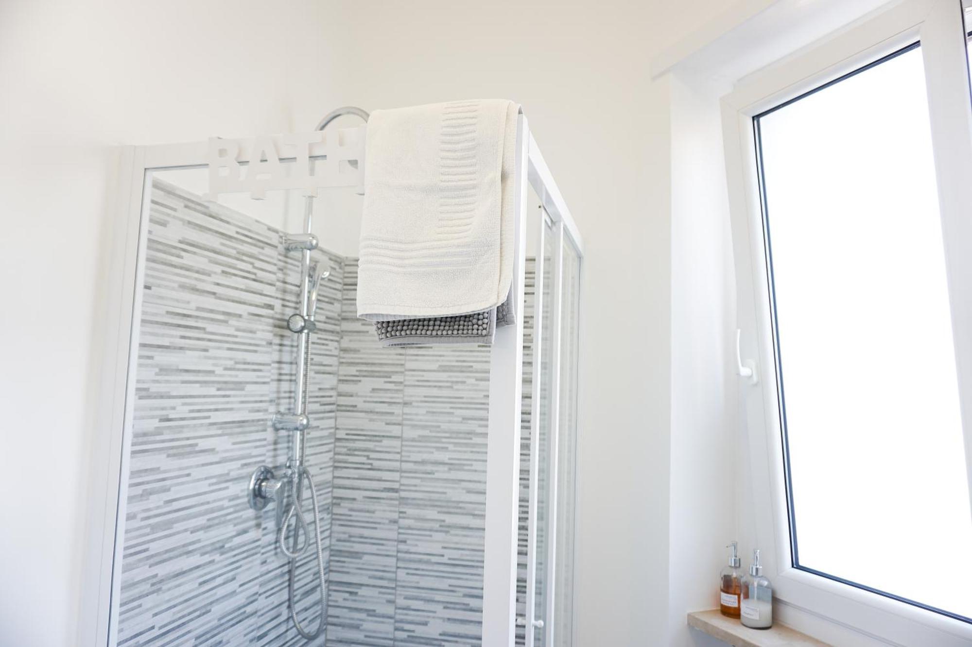 Metro Apartment Турин Экстерьер фото
